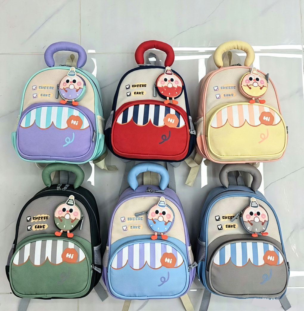 Mochila escolar modelo KB1537